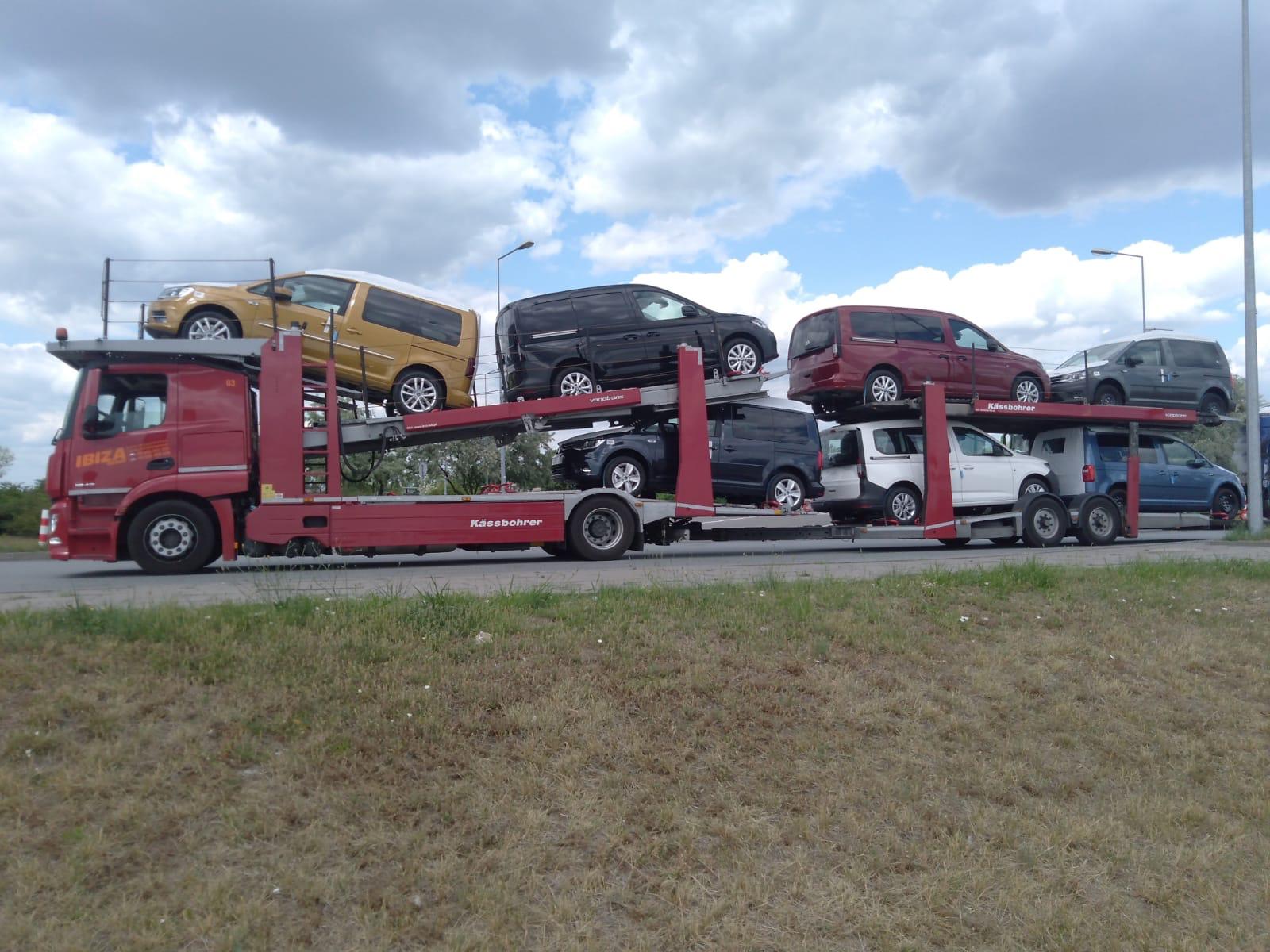 Autotransporter IBIZA GROUP podczas realizacji przewozu — zdjęcie 13